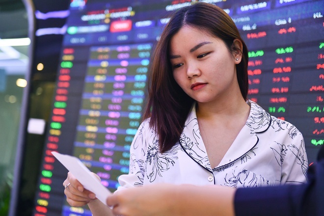 'Thi truong chung khoan Viet Nam nong len la tat yeu' hinh anh