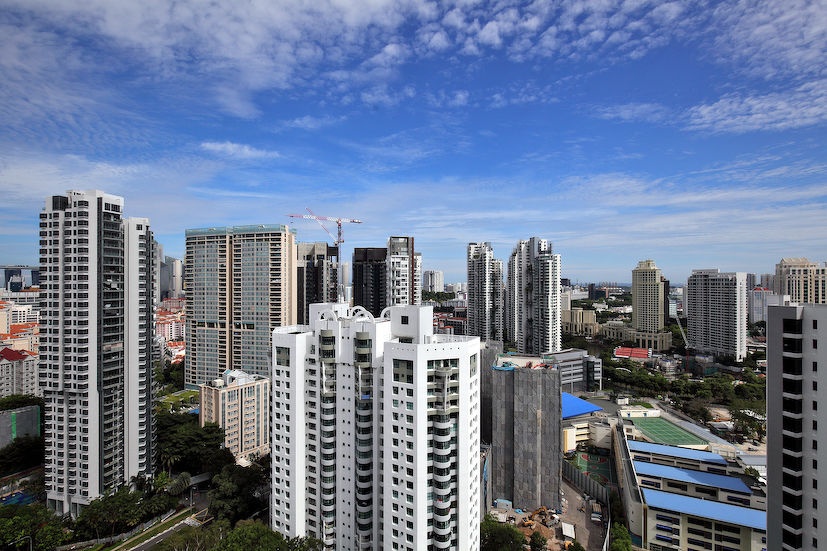 Con sot nha dat o Singapore giam nhiet hinh anh