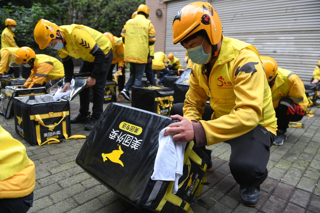 Tai xe giao do an anh 2