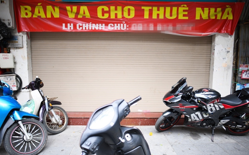 Pho thu tuong chi dao go vuong ve thue voi nguoi cho thue nha hinh anh