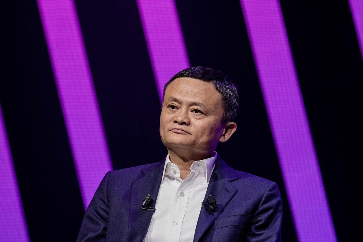Khong con thuong vu IPO ty USD, vi sao Ant Group cua Jack Ma van nong? hinh anh