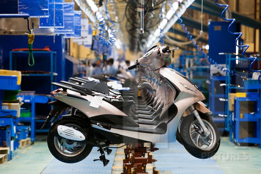 EuroCham: Chua nha dau tu chau Au nao rut khoi Viet Nam hinh anh