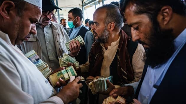 Nan tham nhung va khoan tien khong lo cua My da huy hoai Afghanistan hinh anh