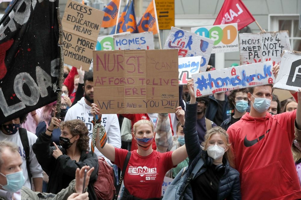 Gia nha o toan cau tang vot hinh anh