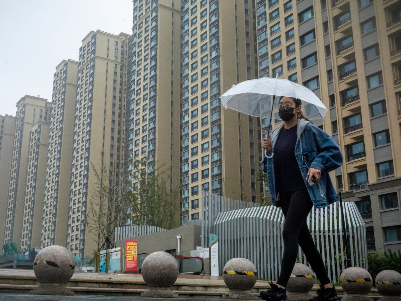 Khung hoang China Evergrande bat dau lay lan hinh anh