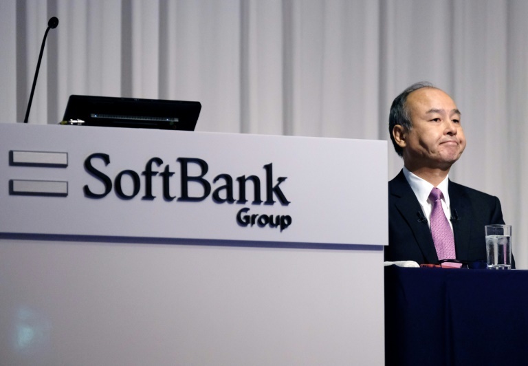 SoftBank co the mat 74 ty USD vi thoa thuan ban cong ty chip hinh anh