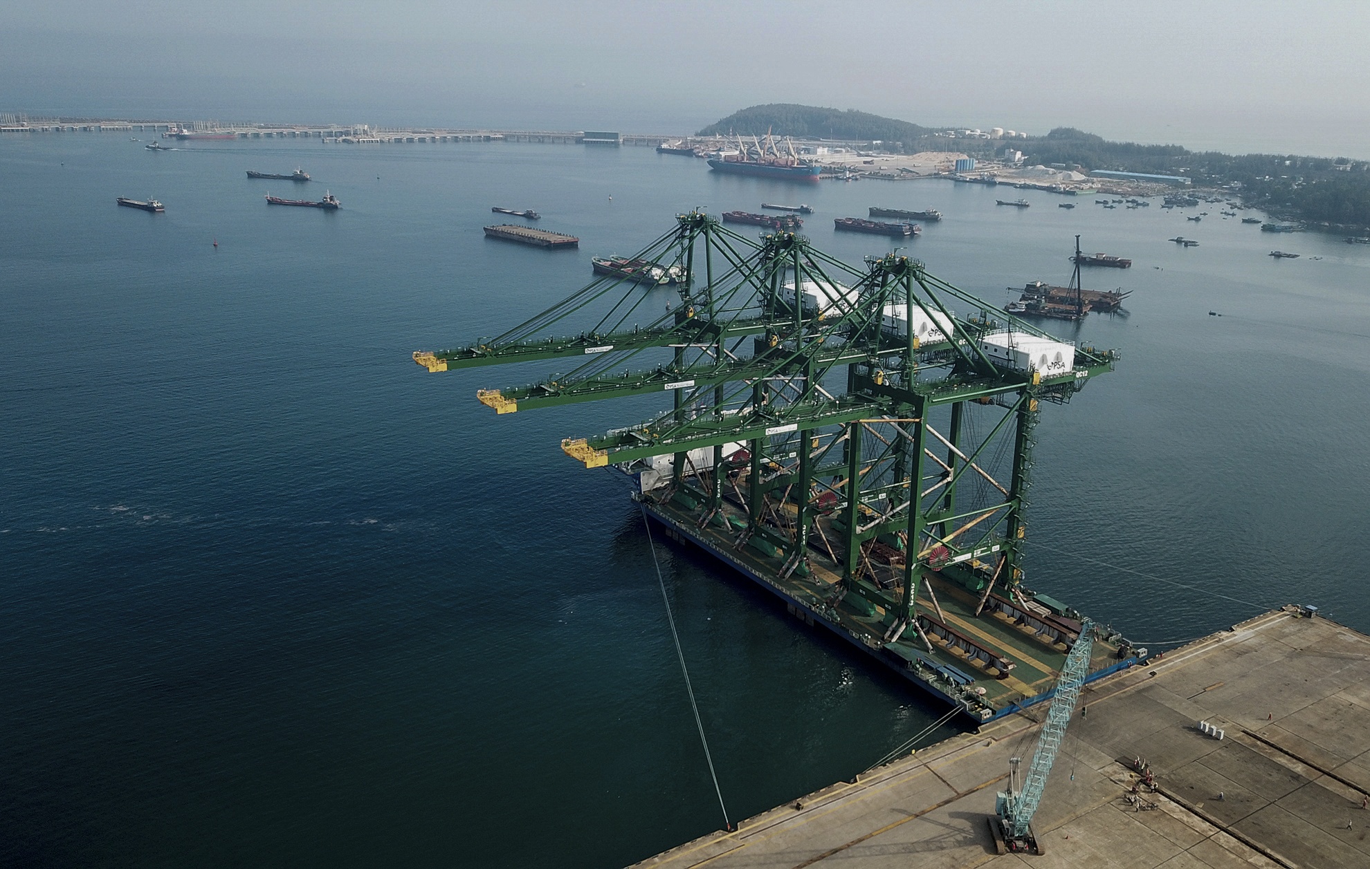 Nha dau tu nuoc ngoai anh 4