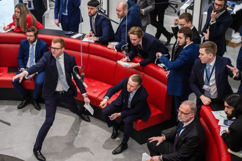 18 phut hon loan lam chao dao thi truong kim loai toan cau hinh anh