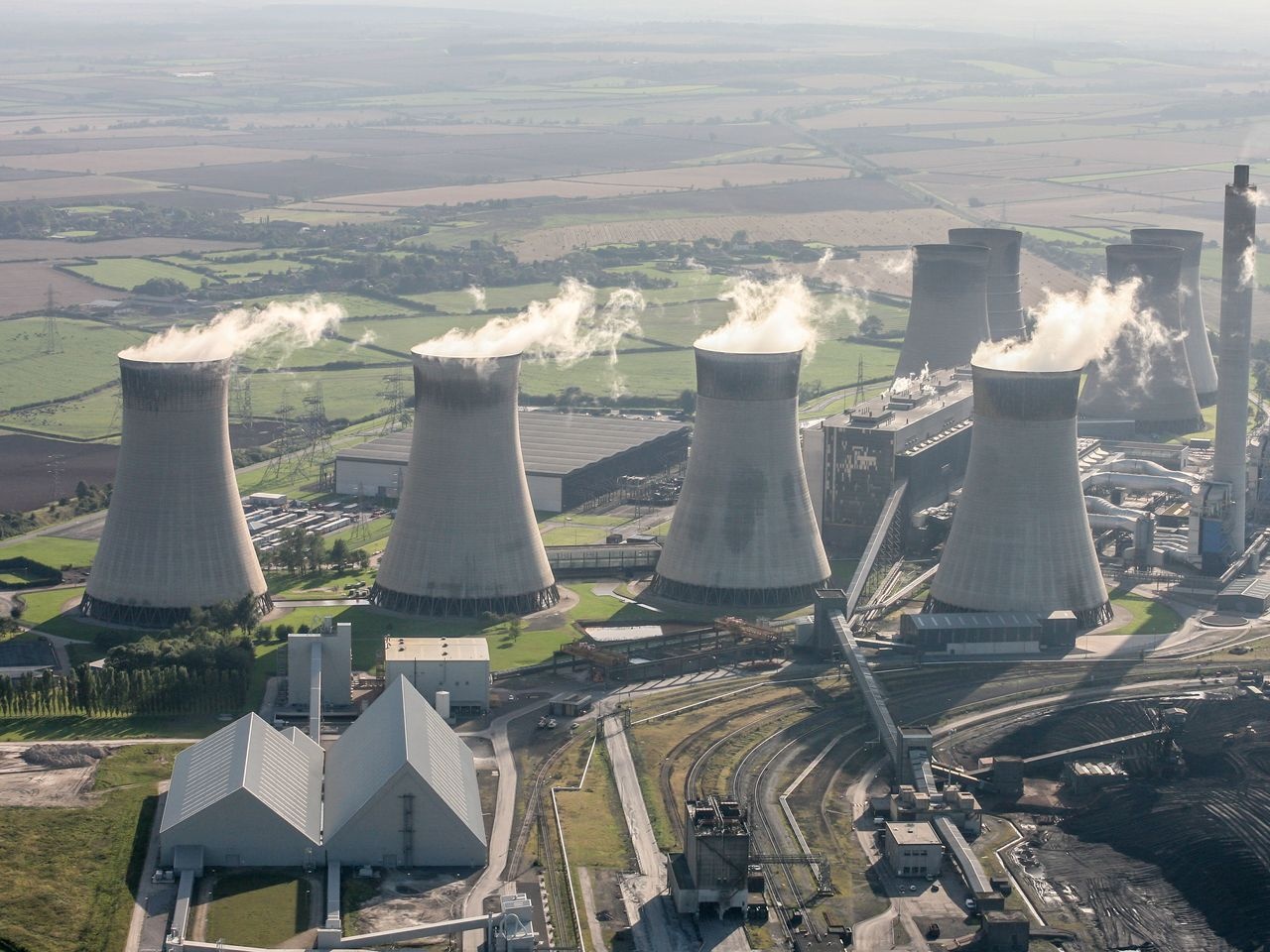 Thieu nang luong gia re tu Nga, nhieu nha may chau Au phai dong cua hinh anh