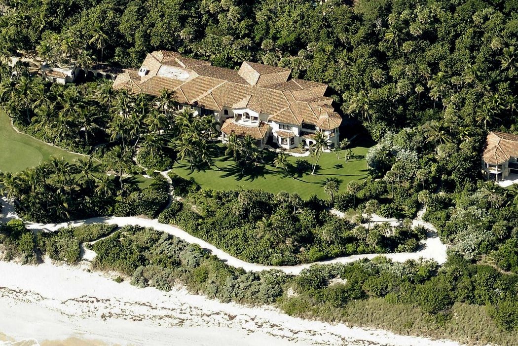 Biet thu cua ty phu My tang gia hon 80 trieu USD sau mot nam hinh anh