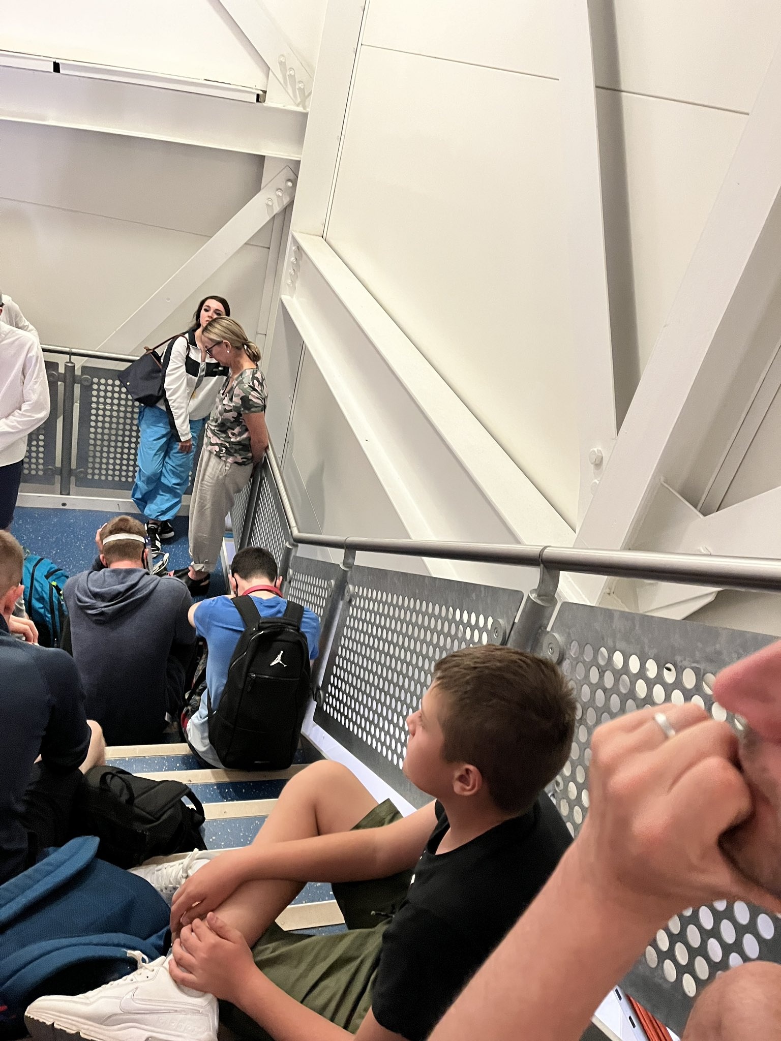 San bay chau Au anh 6