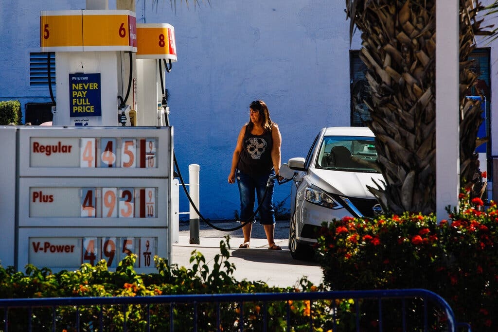 gia xang tai My anh 3