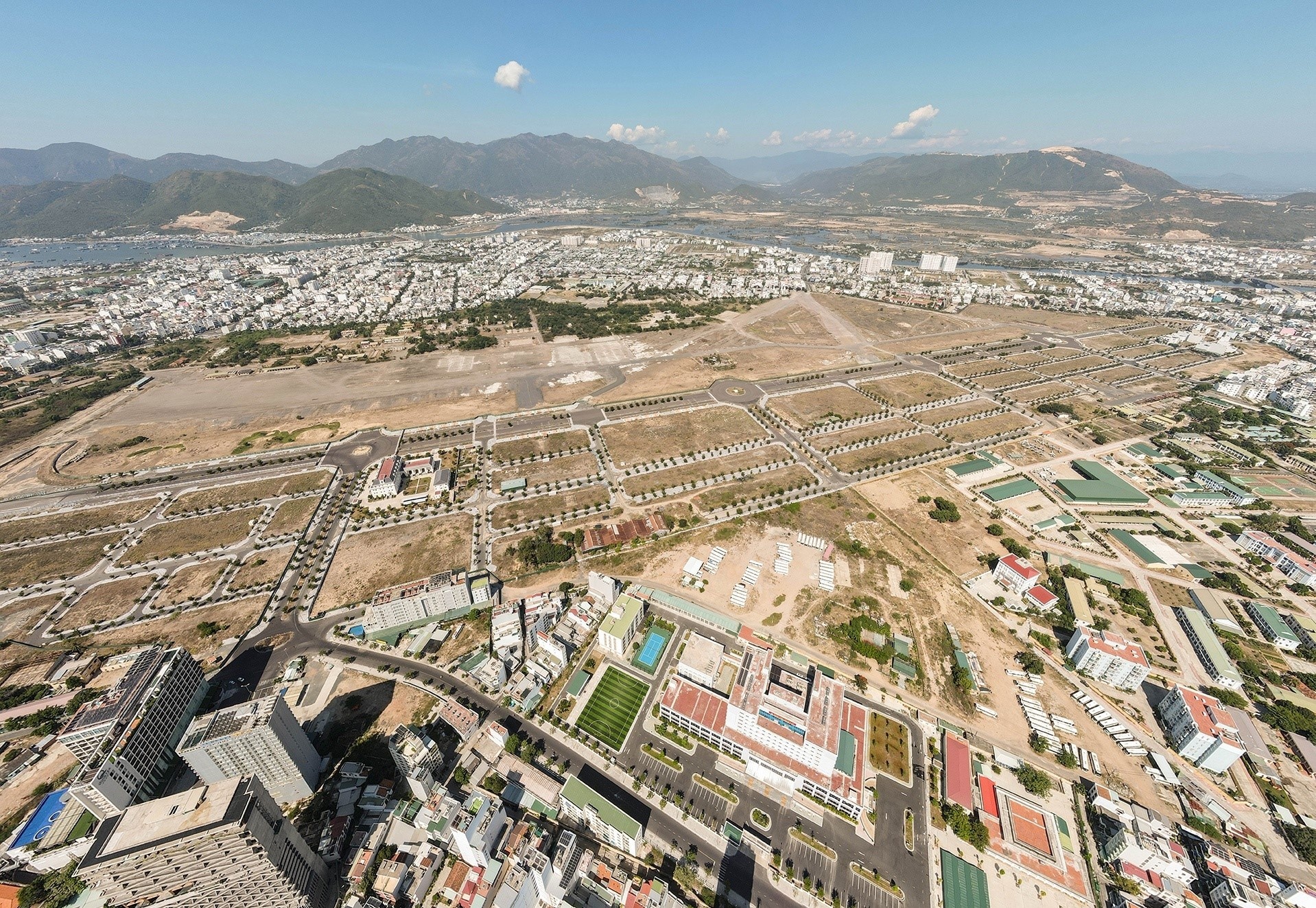 ADB: Nam nay, kinh te Viet Nam se tang truong nhanh nhat Dong Nam A hinh anh