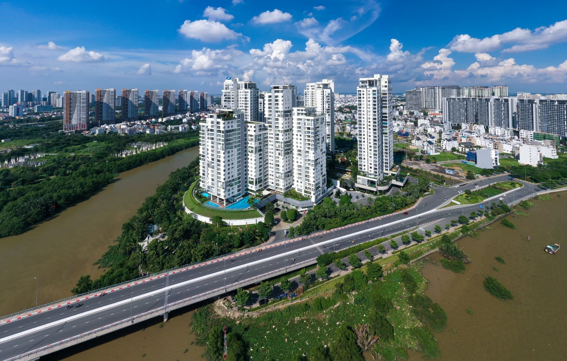 Ly do GDP quy III tang manh, lam phat Viet Nam thap hon the gioi hinh anh