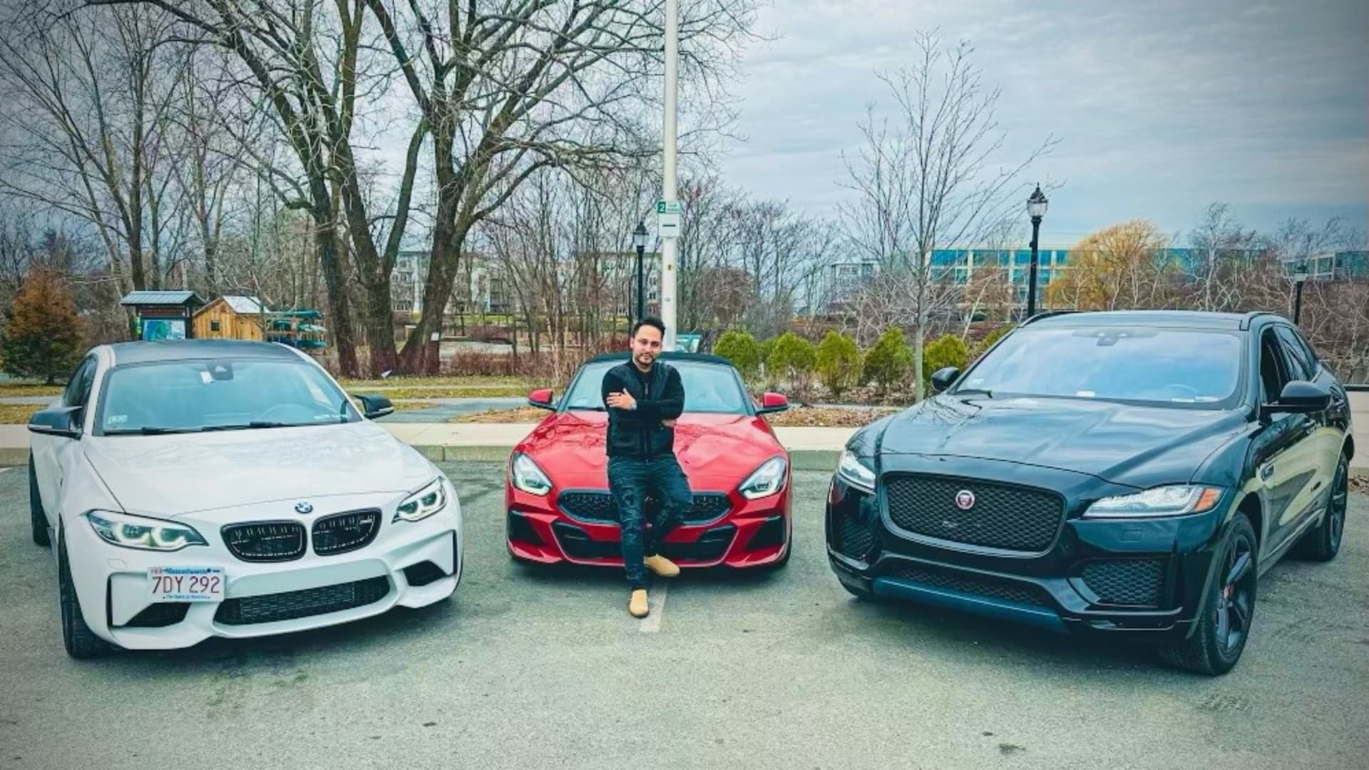 Kiem 14.000 USD moi thang nho cho thue xe hinh anh