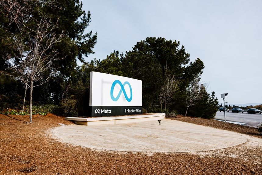 Cong ty me Facebook anh 1