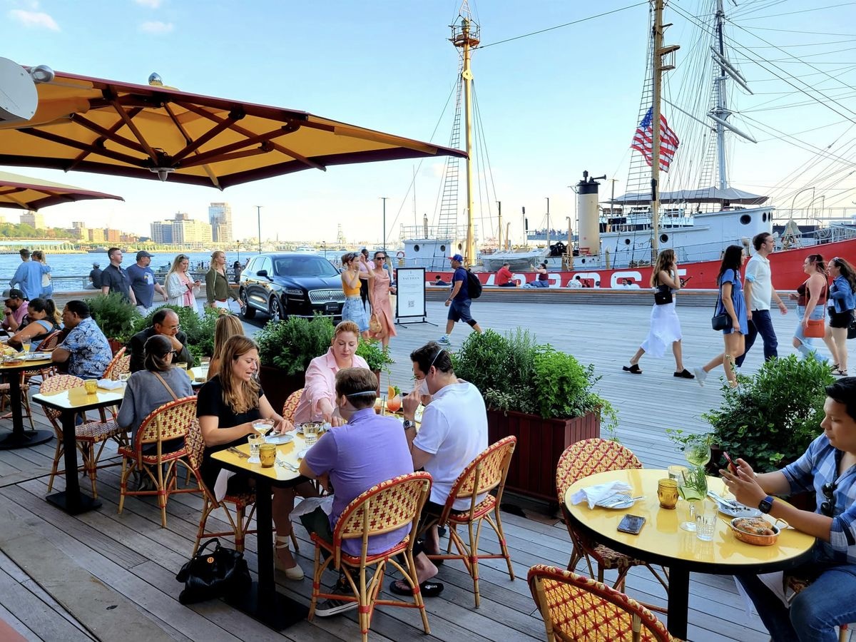 nganh nha hang anh 1