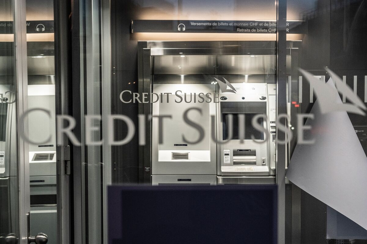 Credit Suisse co the duoc ban voi gia 1 ty USD hinh anh
