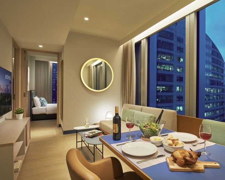 Gia thue nha tren troi, nguoi nuoc ngoai o Singapore lao dao hinh anh