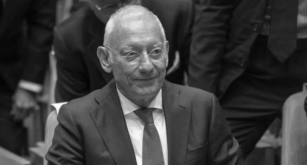 Di san vuot thoi gian cua co Chu tich Mango hinh anh