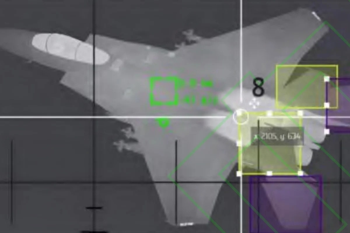 AI 'mat do' cua Trung Quoc, ac mong moi cua phi cong chien dau hinh anh