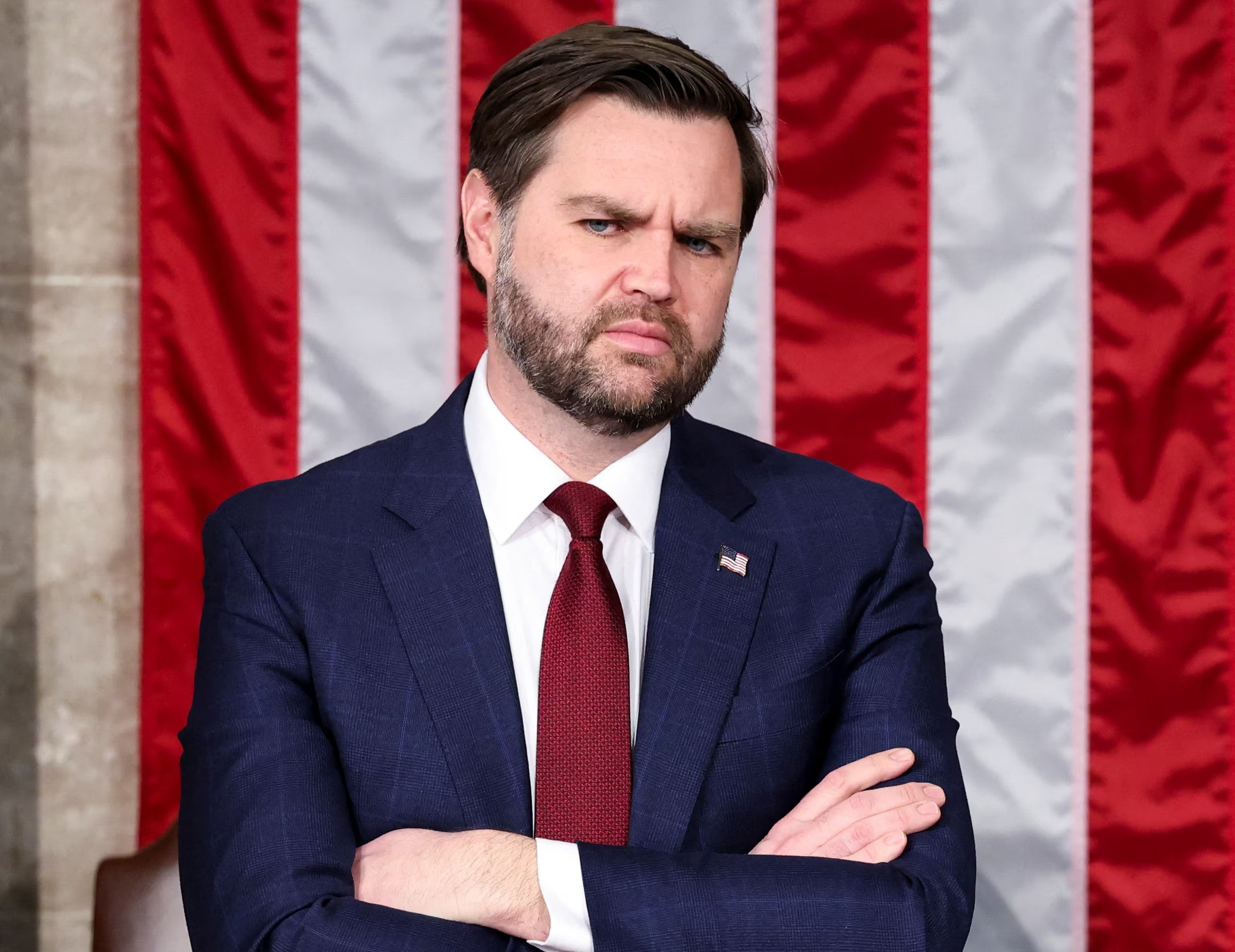 Pho tong thong Vance thua nhan Elon Musk mac sai lam hinh anh