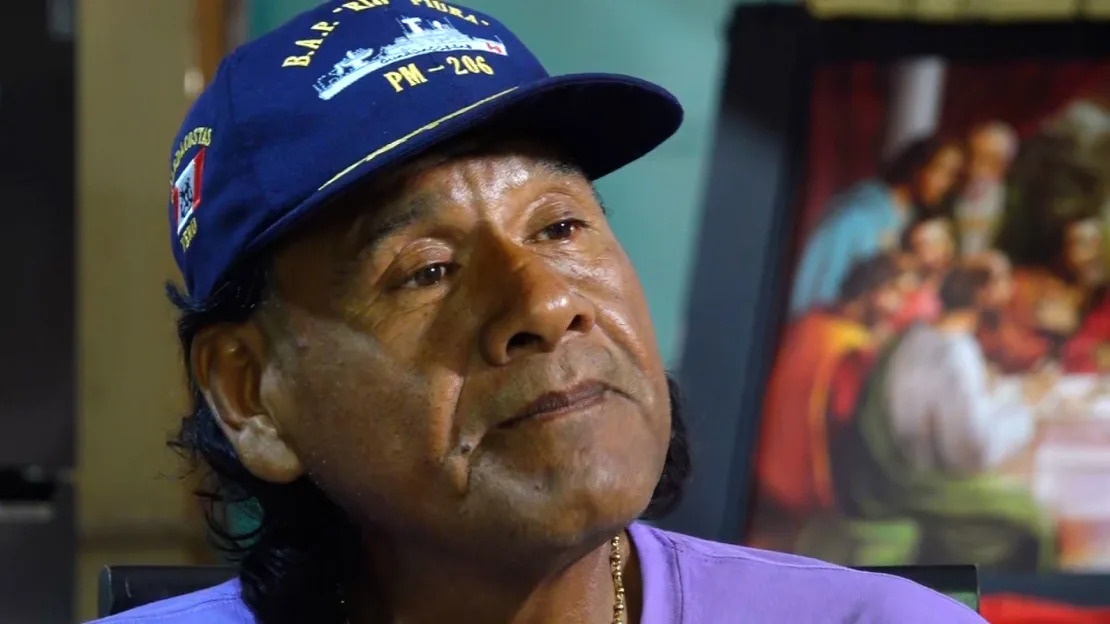 Ngu dan Peru song sot sau 95 ngay tren bien nho an gian, uong mau rua hinh anh