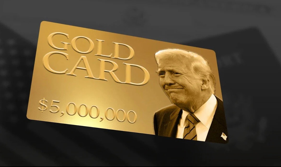 1.000 ‘the vang’ cua ong Trump duoc ban het chi trong mot ngay hinh anh