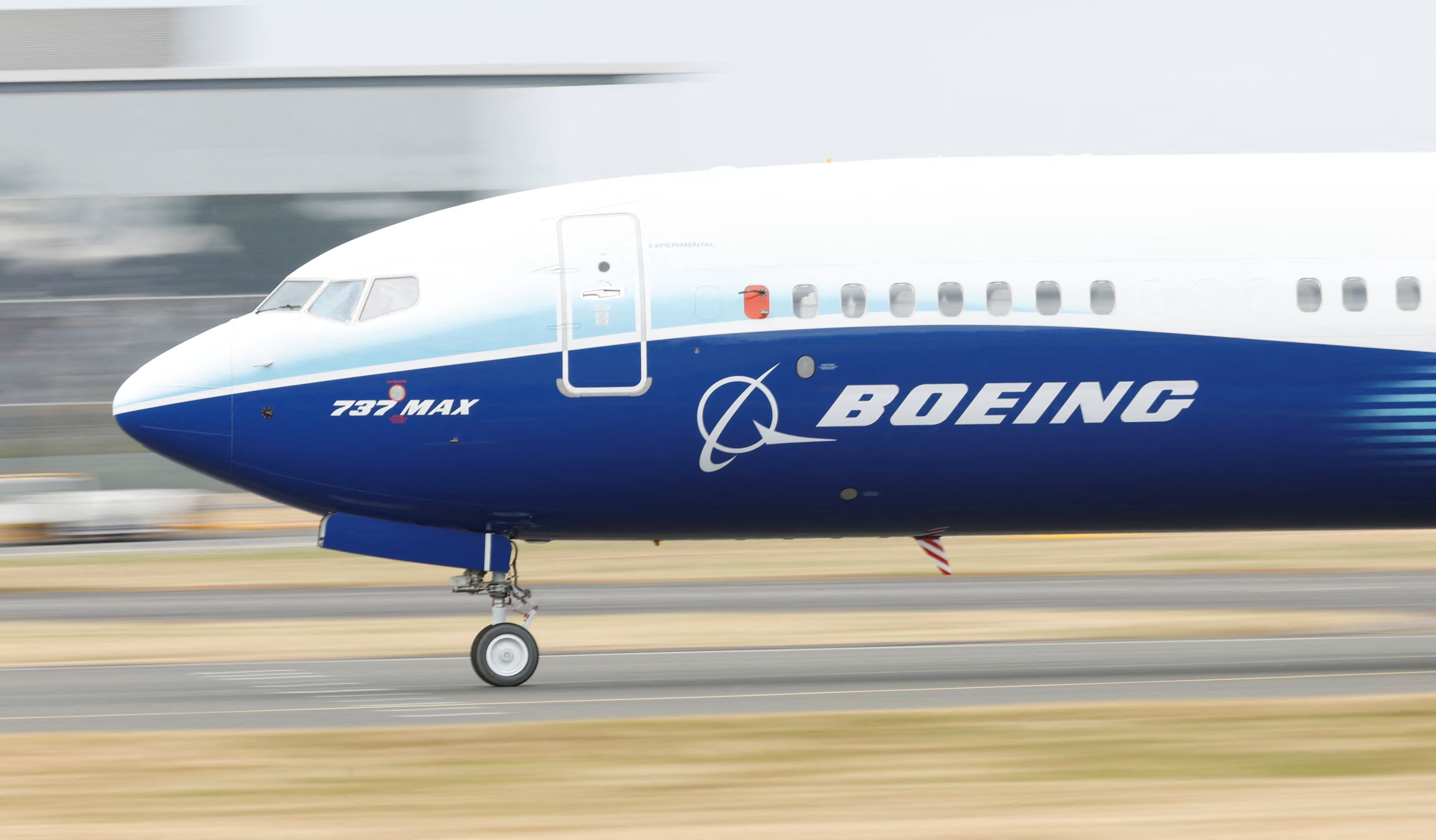 Boeing am tham tim duong quay lai Nga hinh anh