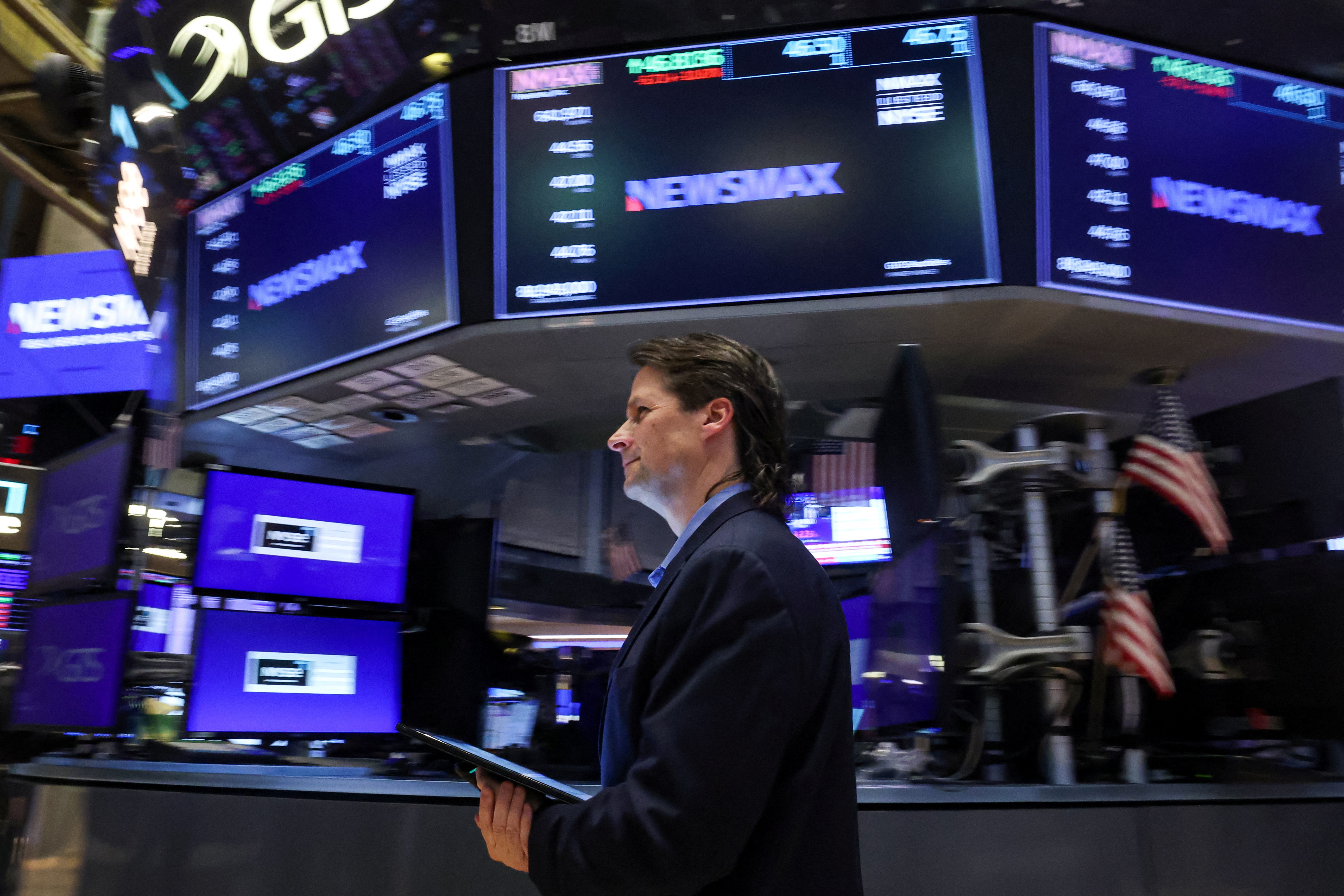 Chung khoan My mat 2.500 ty USD sau sac thue moi cua ong Trump hinh anh