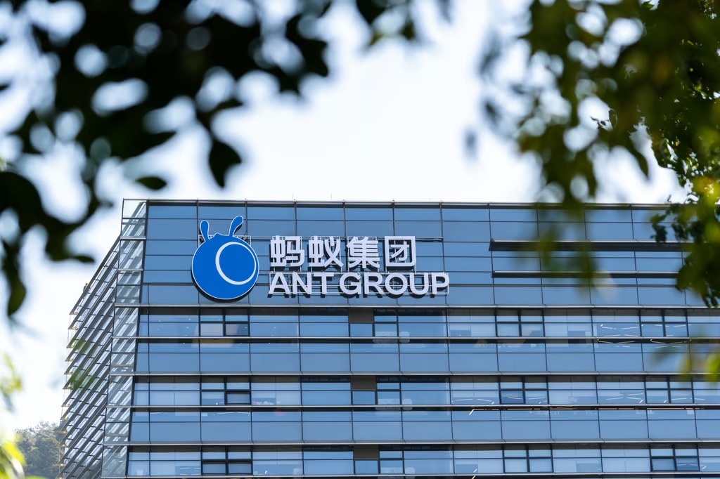 Sep lon Ant Group chi 10 trieu USD mua biet thu Hong Kong giam gia hinh anh