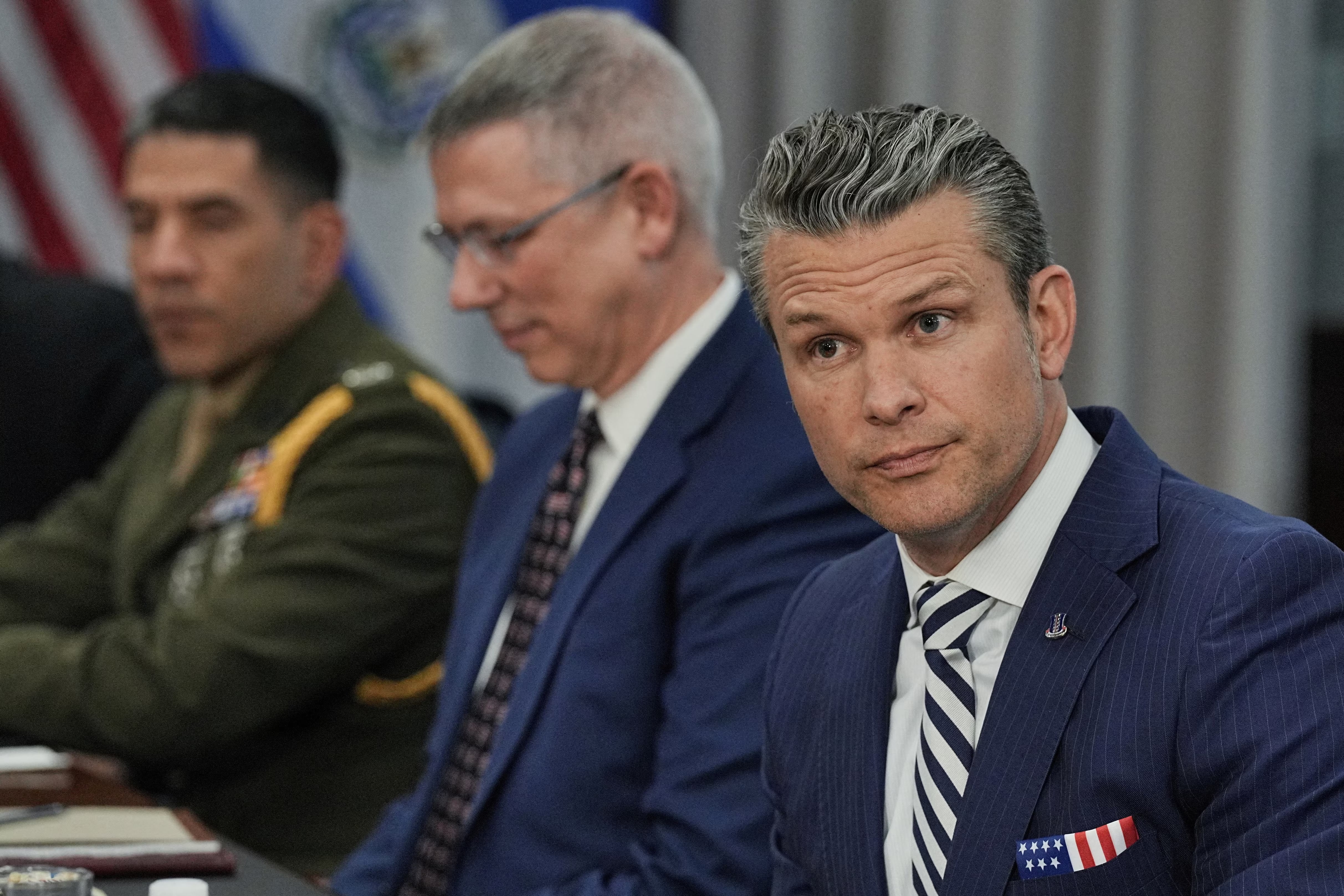 Bo truong Quoc phong My 'co the mat chuc som' hinh anh