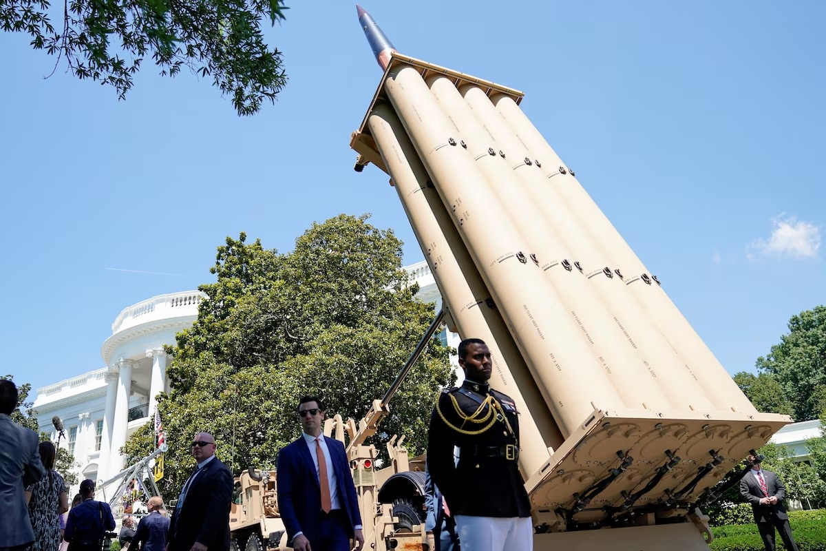 My du chi 27 ty USD cho 'Vom Vang' trong sieu du luat cua ong Trump hinh anh