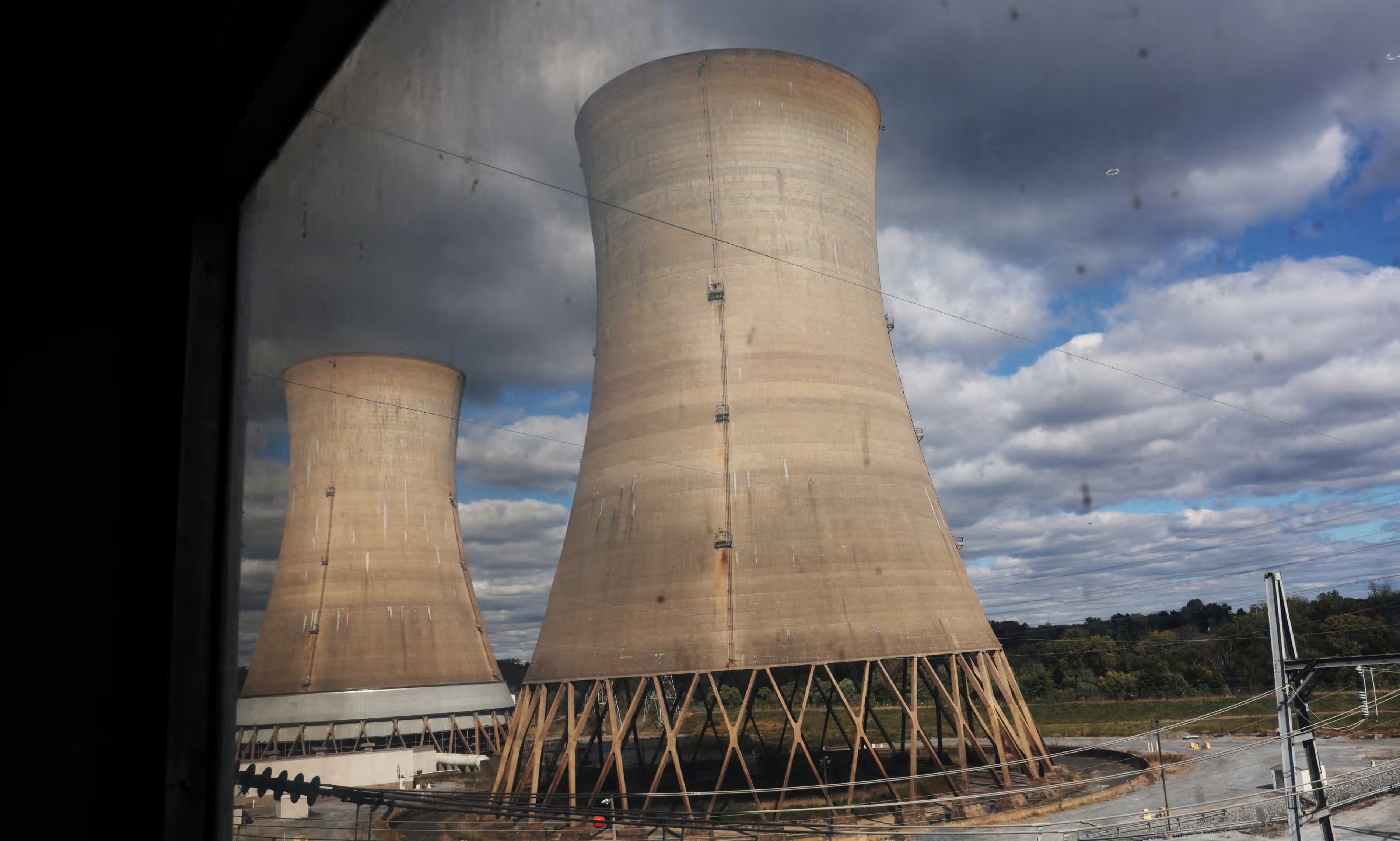 Sieu bao Mat Troi kinh hoang den muc nao? hinh anh