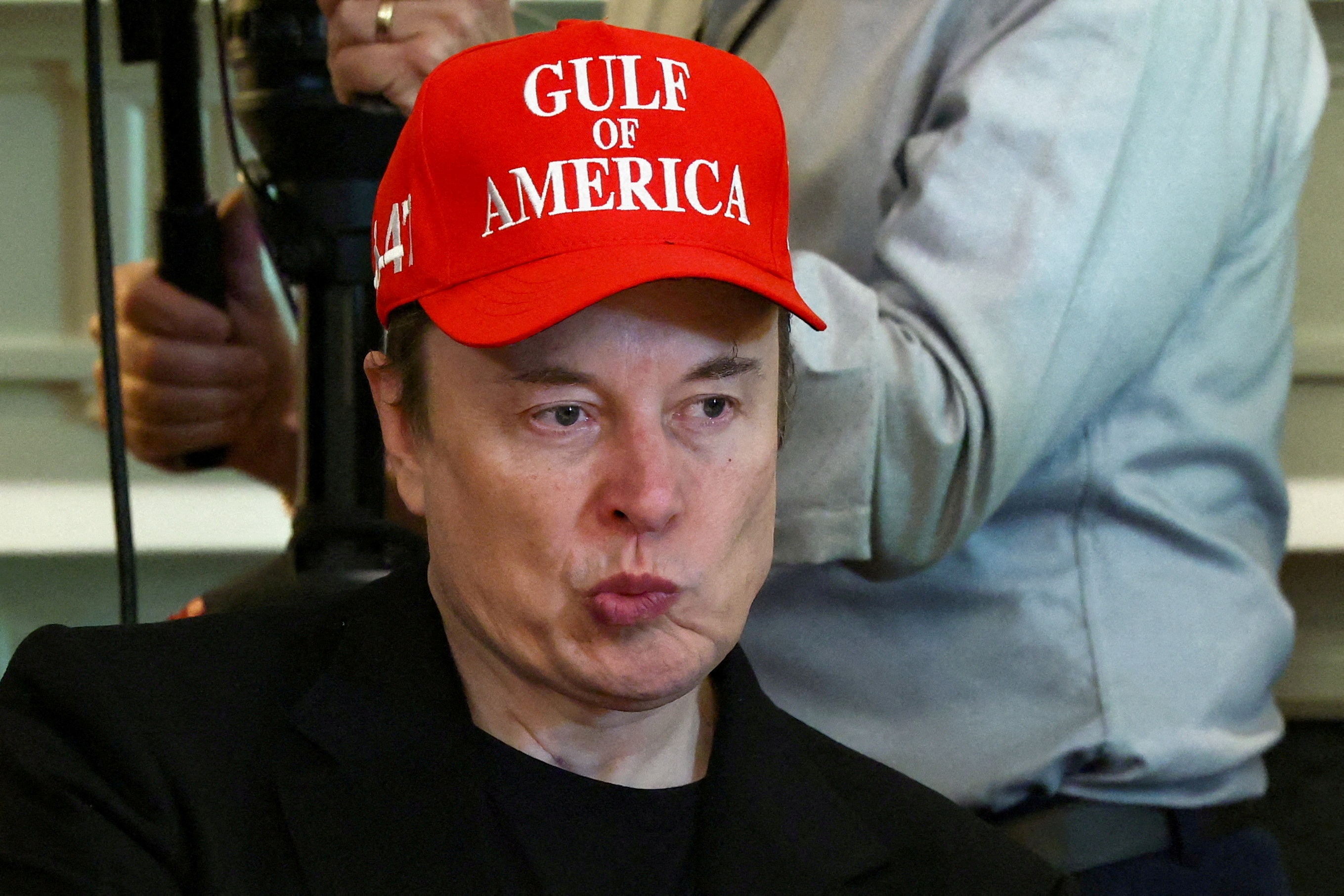 Ong Trump: Elon Musk muon tro ve voi nhung chiec xe cua minh hinh anh