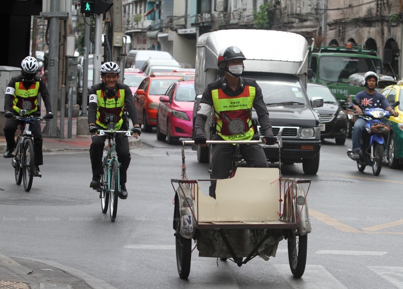 Thai Lan tang muc phat khong doi mu bao hiem gap 4 lan hinh anh