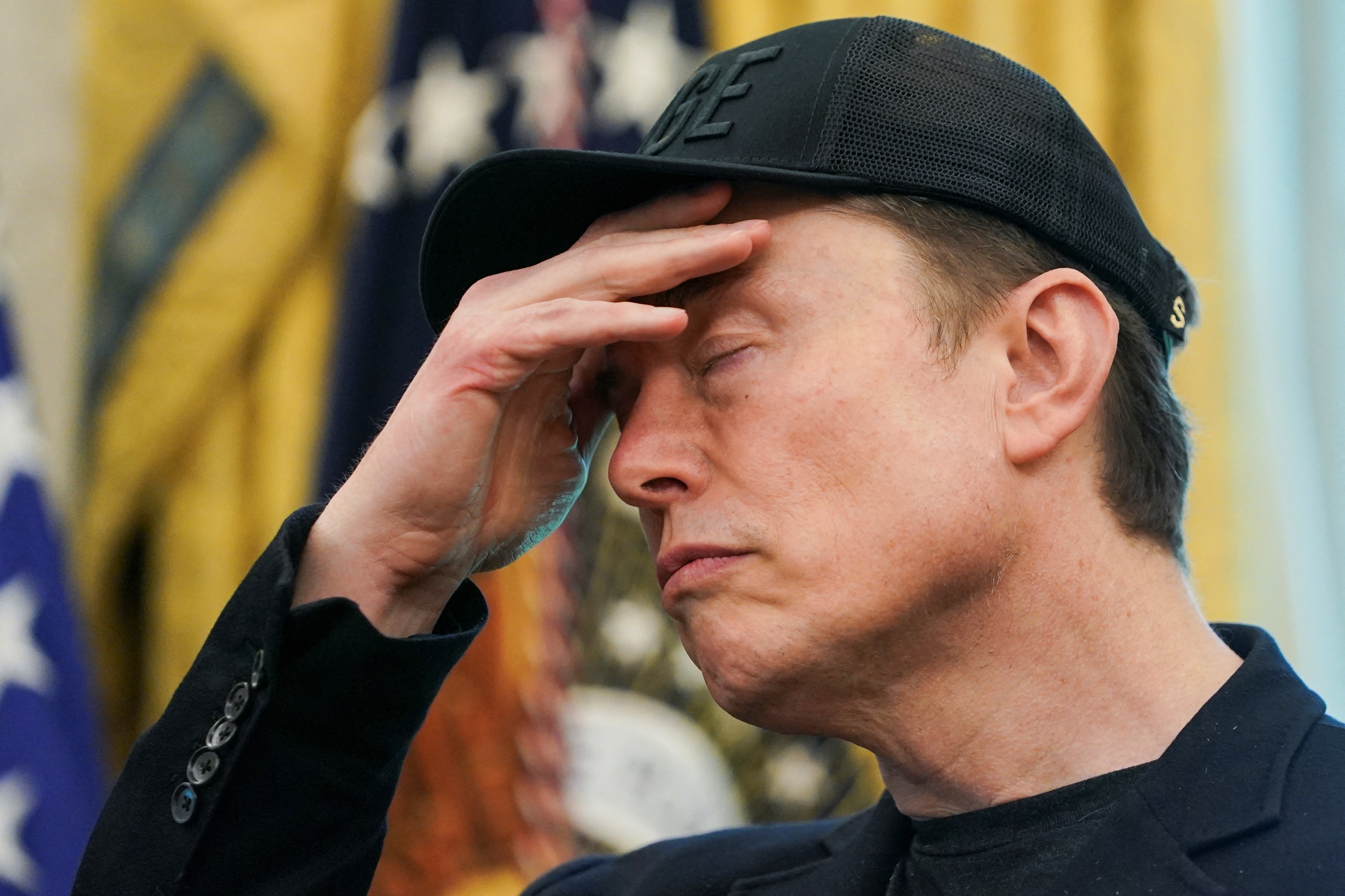 Elon Musk mat gan 100 ty USD sau man cai va voi ong Trump hinh anh