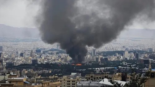 Israel doi bom dai truyen hinh Iran hinh anh