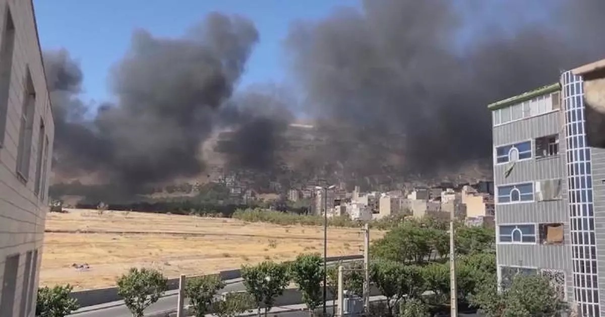 Iran dap tra Israel bang ten lua 'Pha Thanh' sau khi bi My tan cong hinh anh