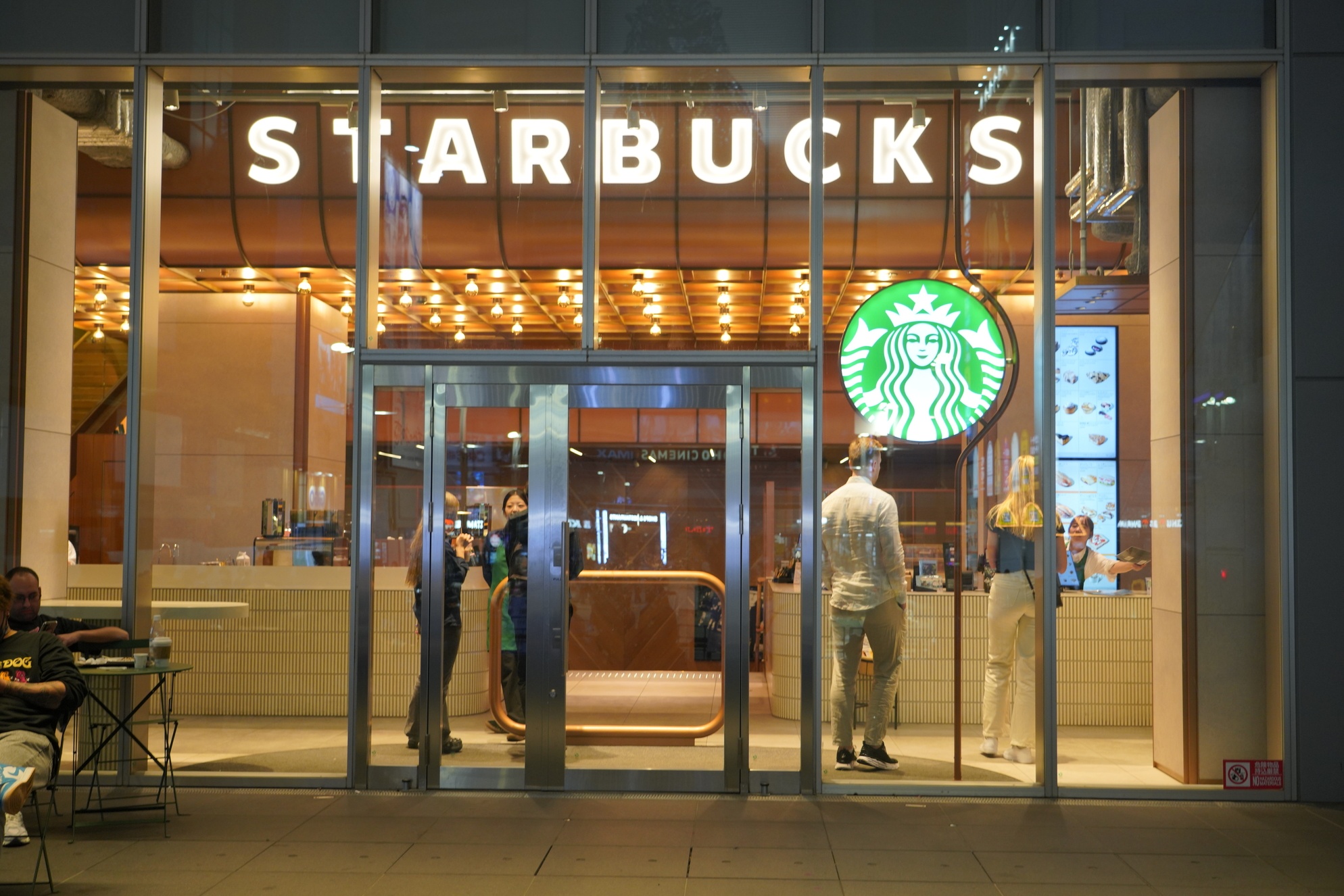 Ke hoach moi cua Starbucks hinh anh