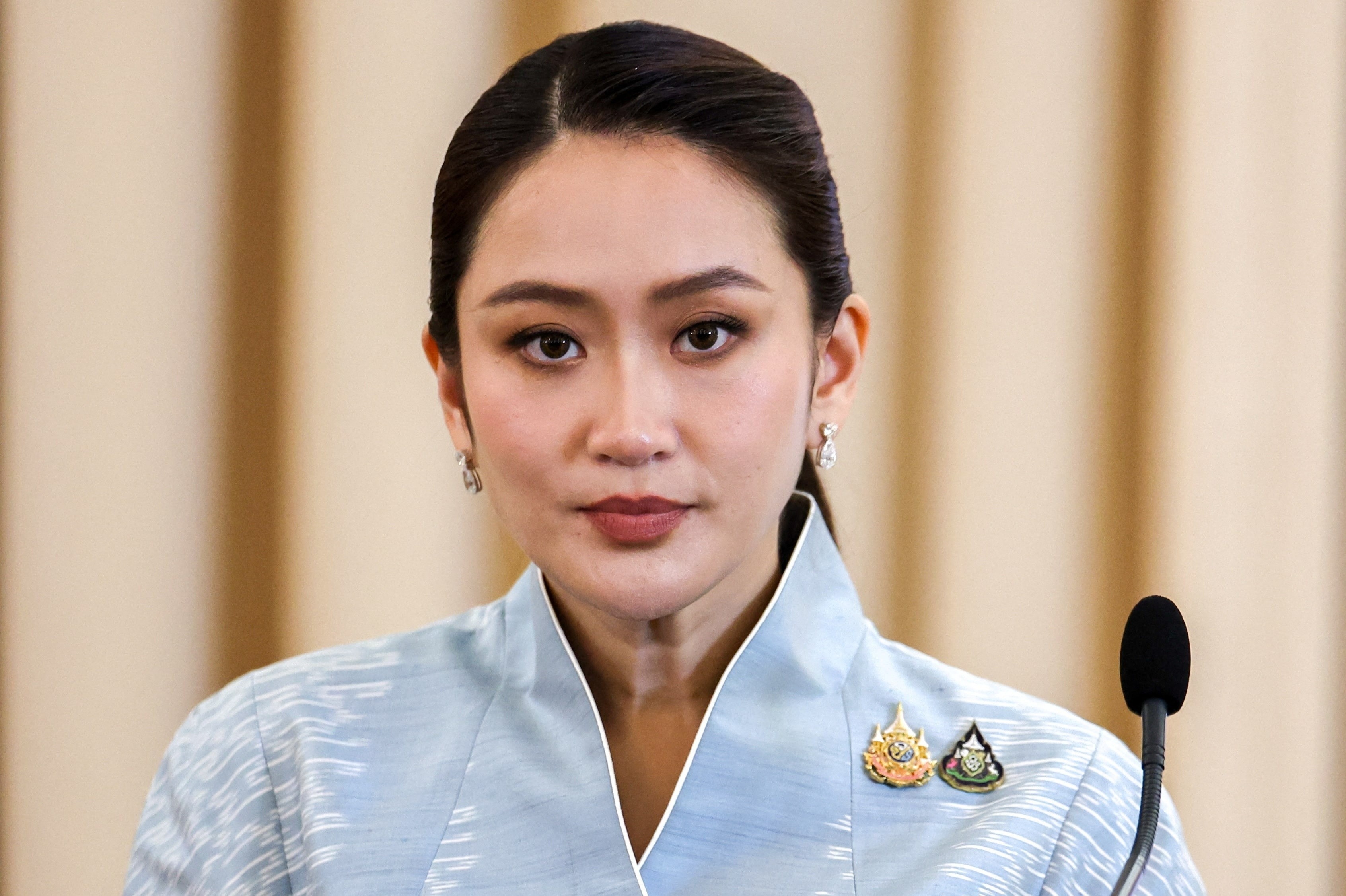 Thu tuong Thai Lan bi dinh chi hinh anh