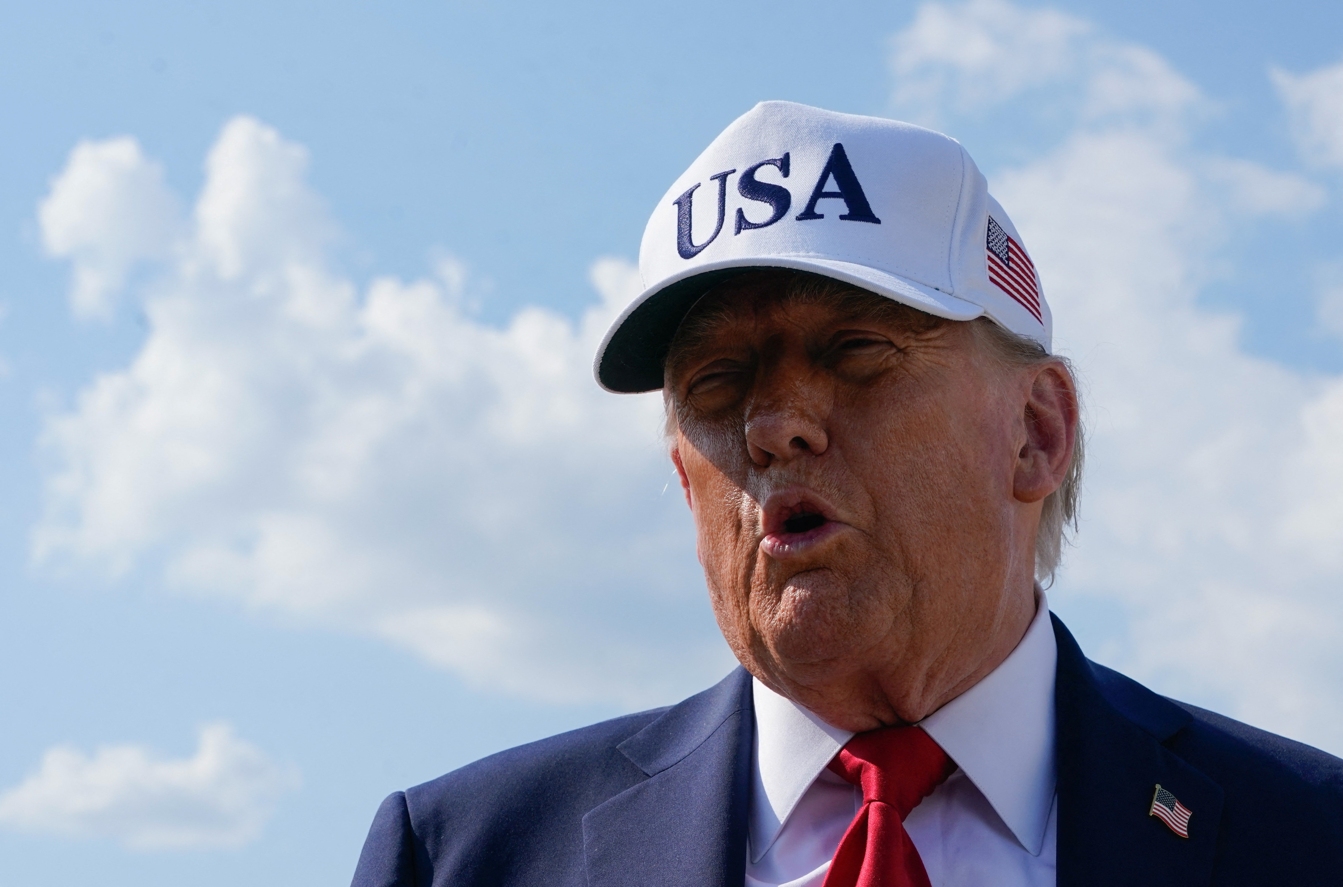 TT Trump du dinh bo dam phan, ap thue co dinh cho hang tram quoc gia hinh anh