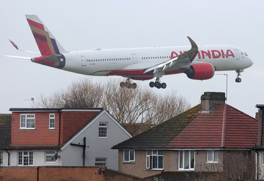 Air India doi mat nguy co bi phat nang hinh anh