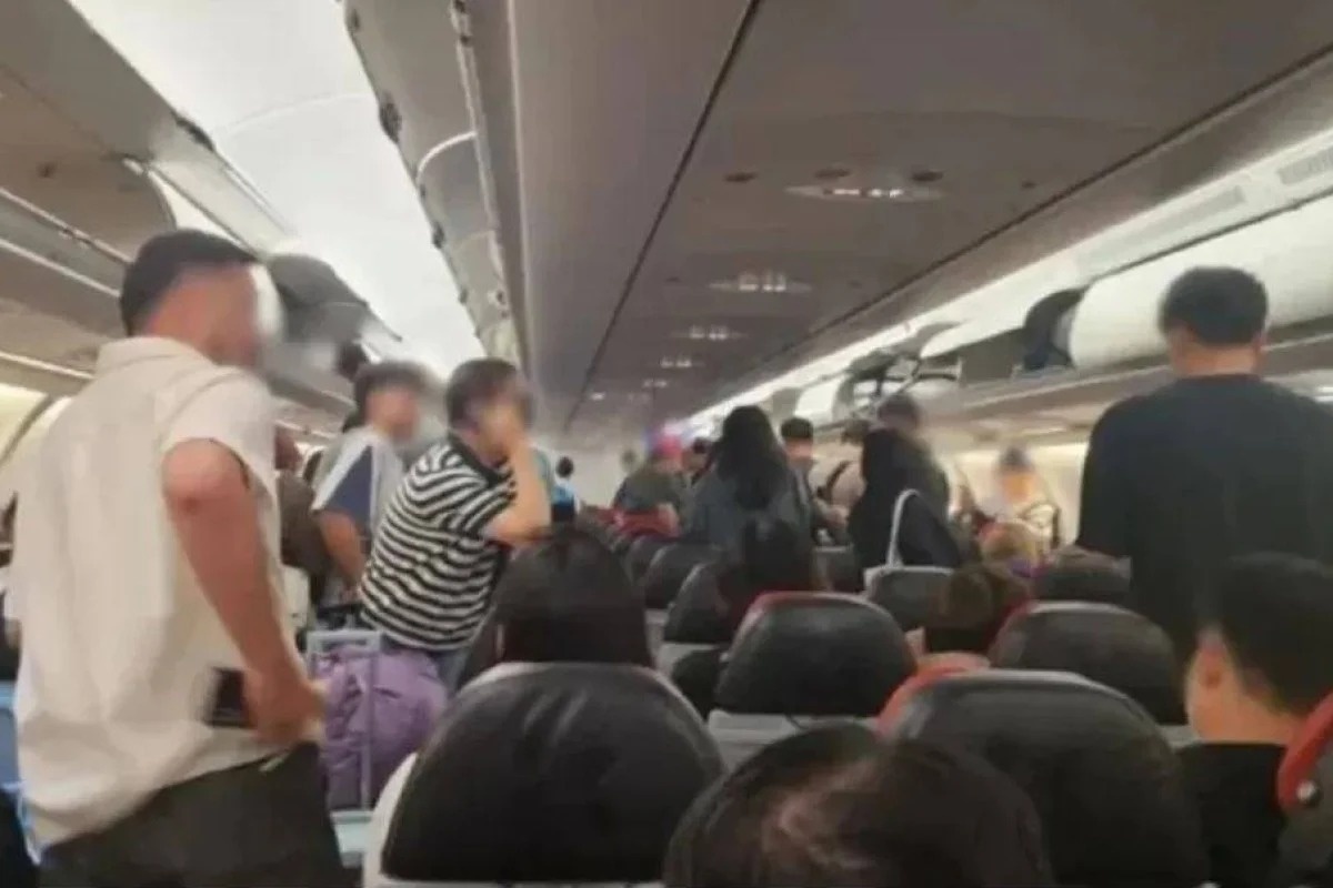 Air Asia giai thich vu ha canh nham san bay hinh anh