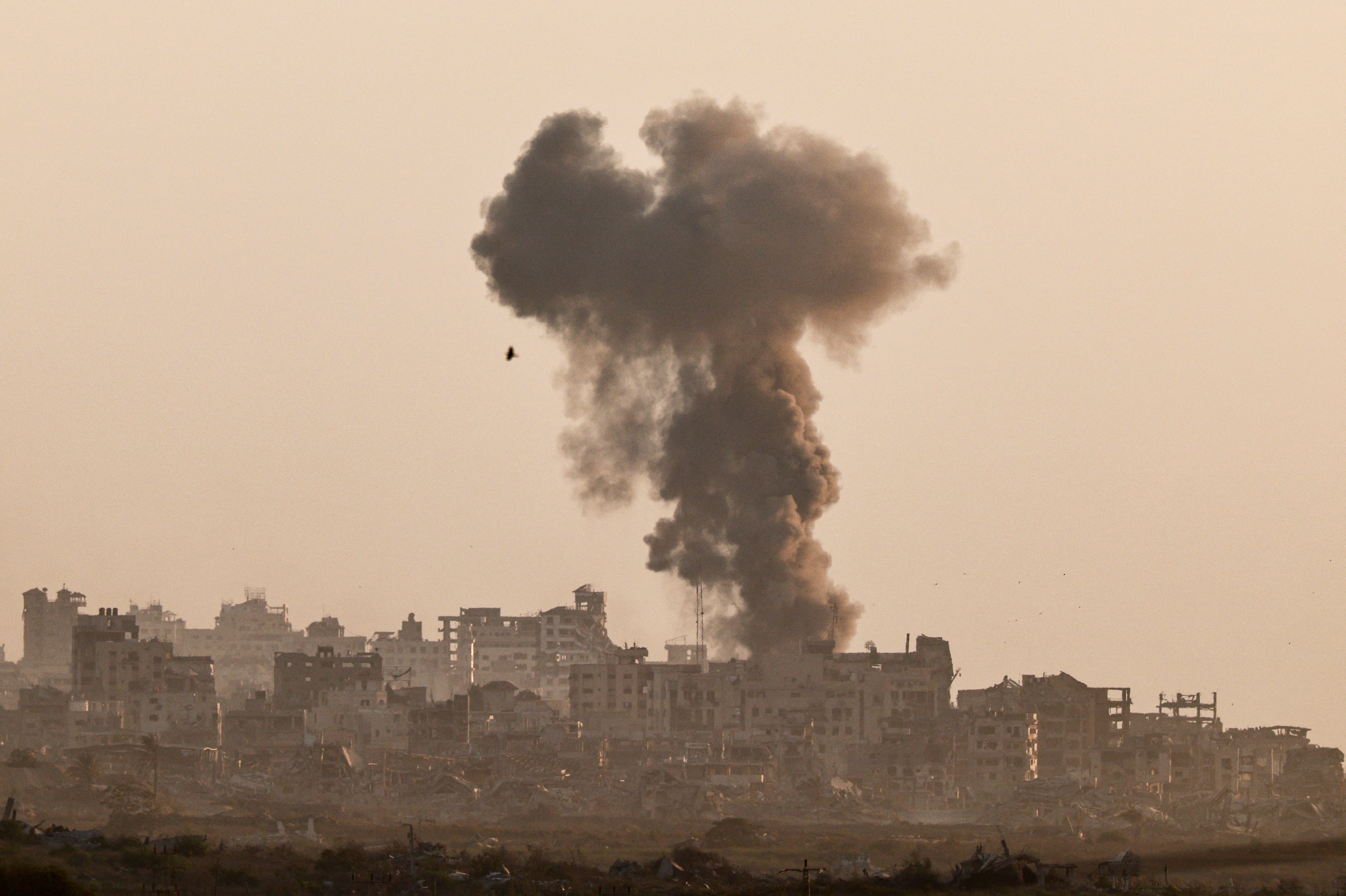 xung dot Trung Dong,  Israel tan cong Gaza anh 1