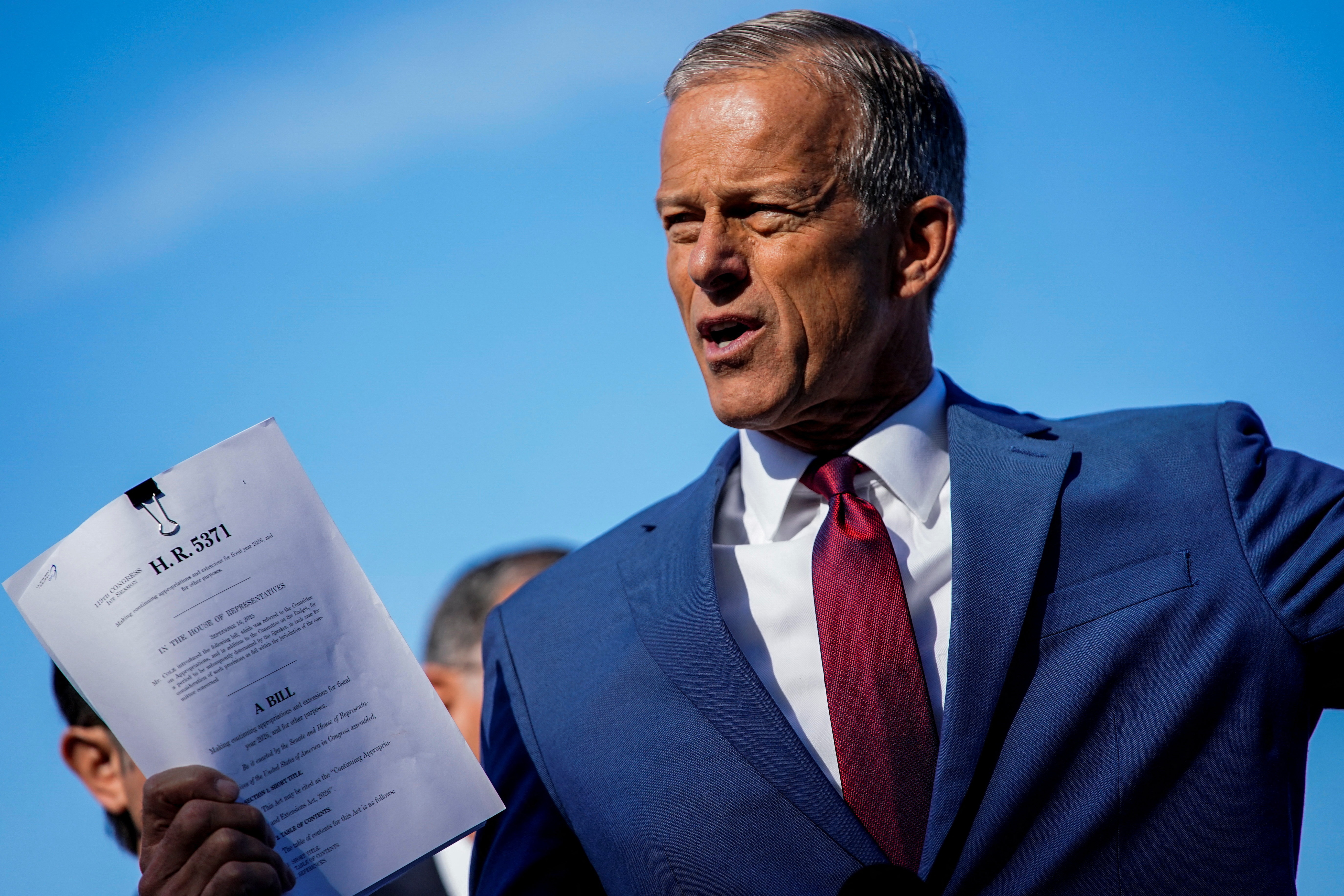 chinh phu My dong cua,  kinh te My anh 1