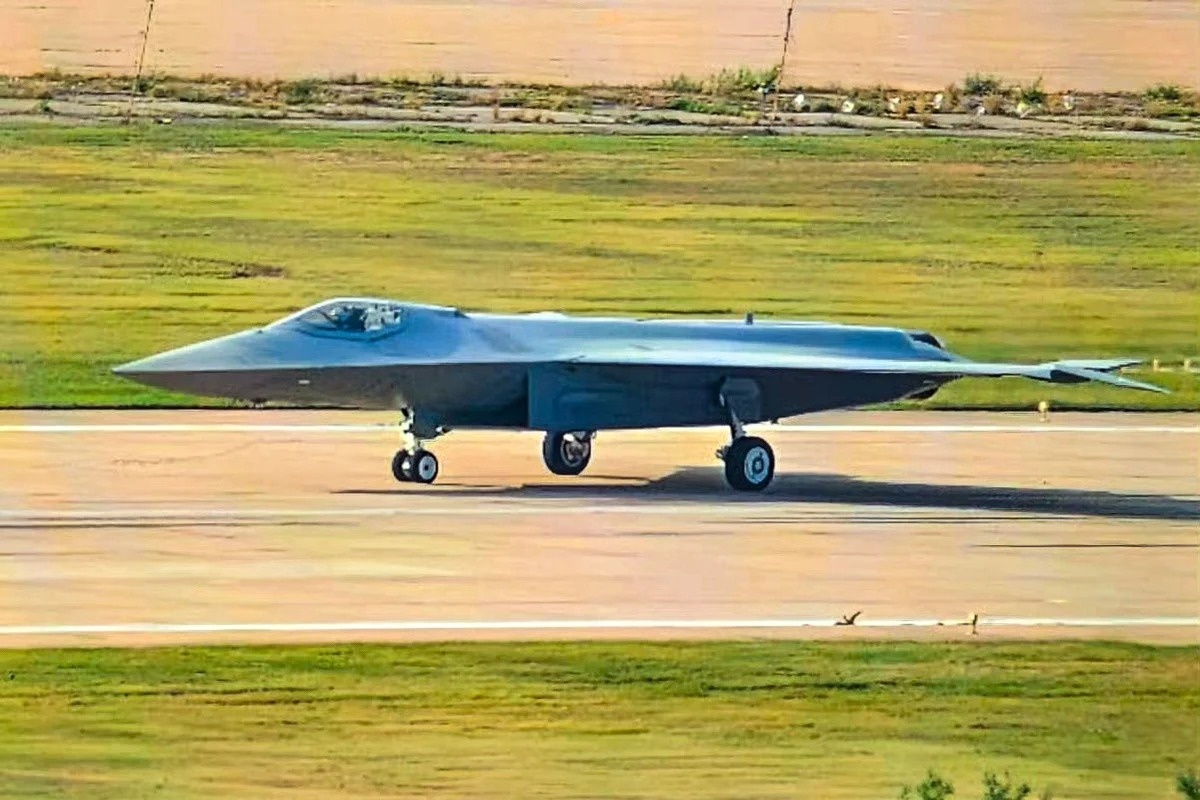 Tiem kich tang hinh the he 6 cua Trung Quoc lo dien hinh anh