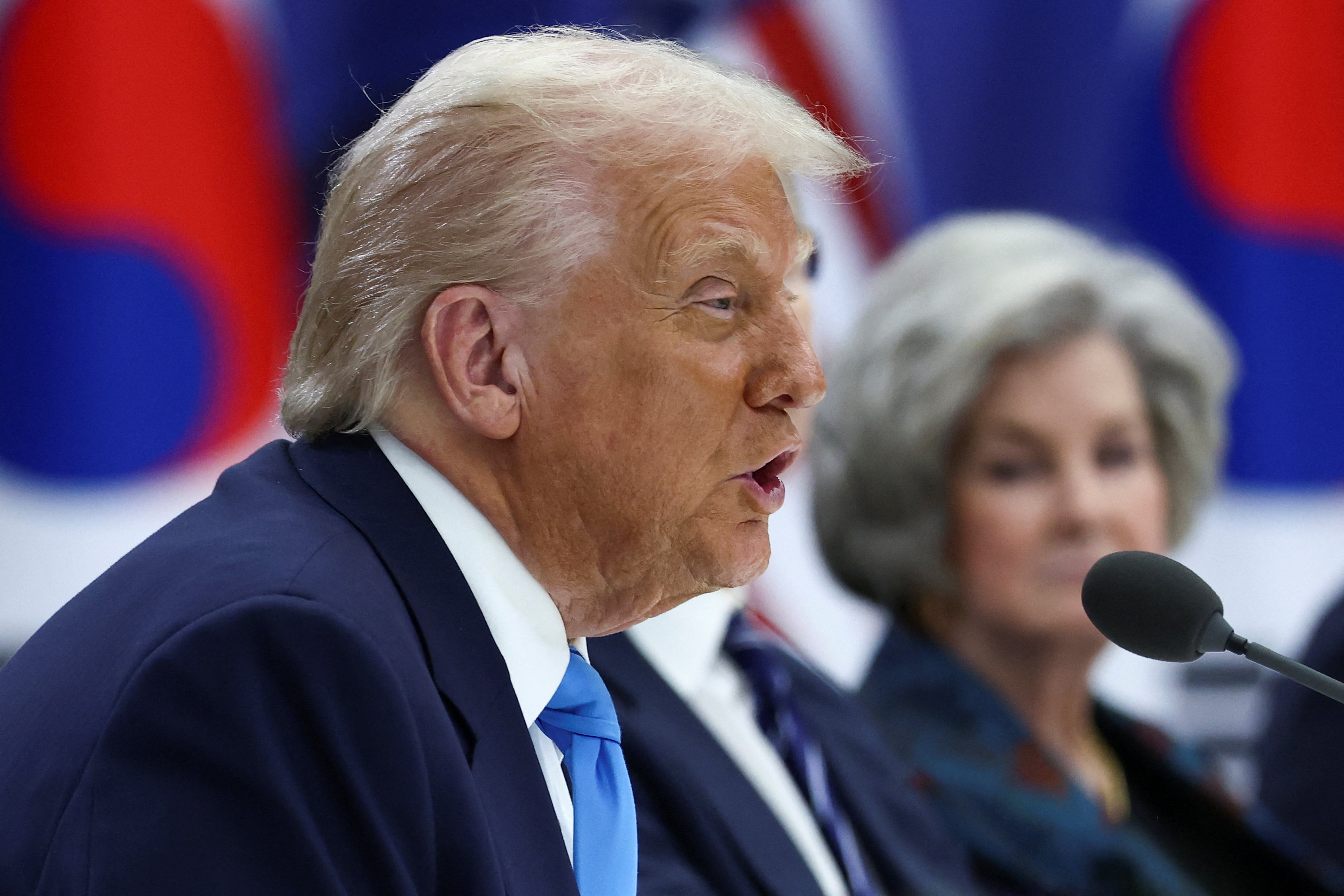 Ong Trump 'noi ho' hinh anh