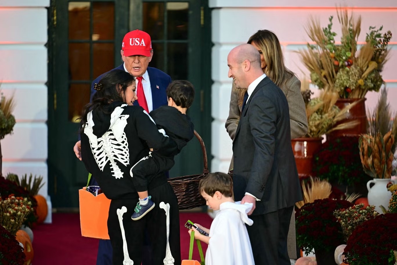 Halloween,  ong Trump,  Melania Trump anh 8