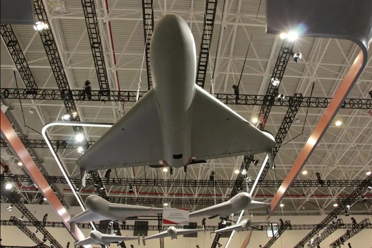 UAV cam tu cua Trung Quoc hut khach quoc te hinh anh